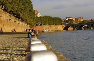 2 – A Toulouse passent le Canal du Midi, le Canal de Garonne et la Garonne